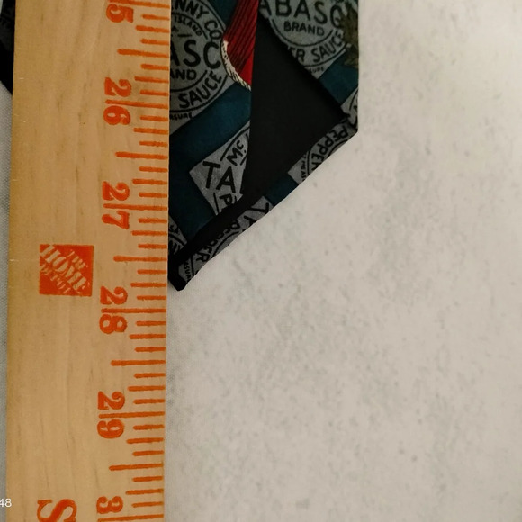 Tabasco Men's Novelty Silk Necktie Tie Bloody Mary Cocktail Made in USA 4 x 56 - Picture 6 of 9